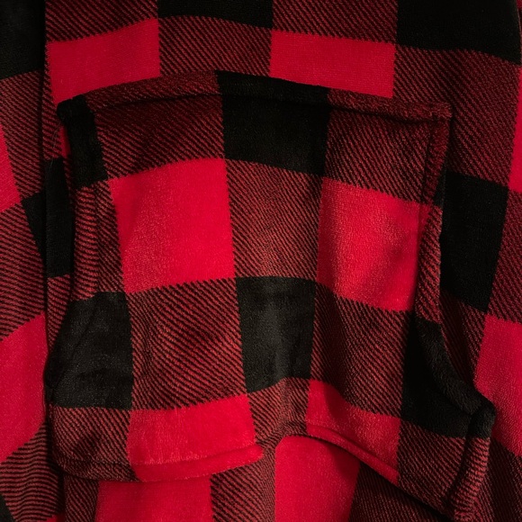 Huggle Hoodie Blanket Red & Black Plaid Sherpa-Lined Oversized Wearable Blanket - Picture 2 of 11